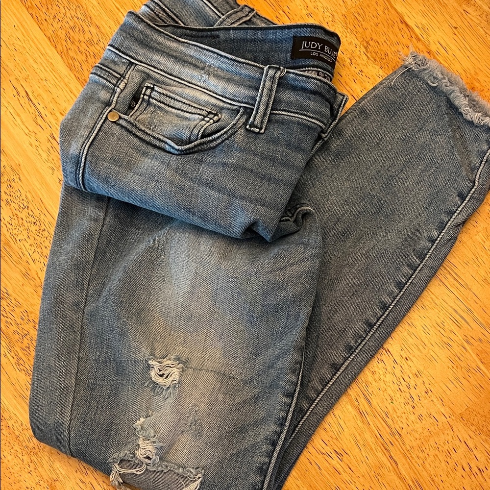 Judy Blue Women's Ripped Gray Skinny Jeans